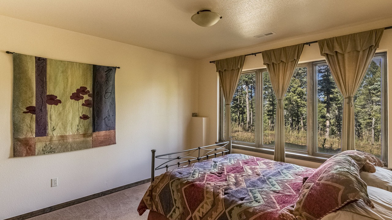 Photo of Bedroom in Zuzax