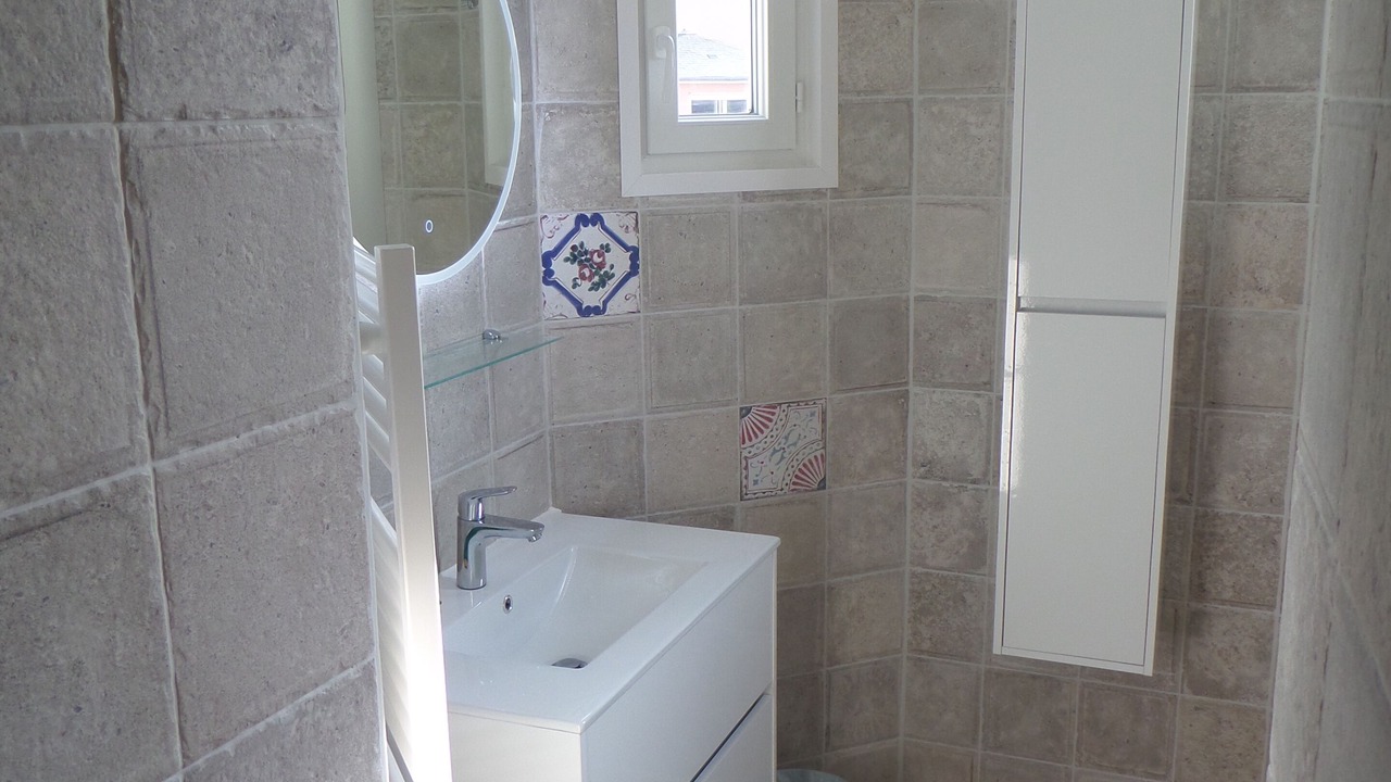 Photo of Bathroom in Saint-Regnobert-de-la-Cote-de-Nacre