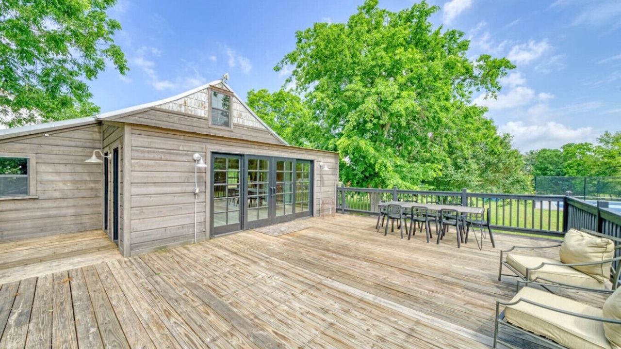 Photo of Outdoor in Round Top