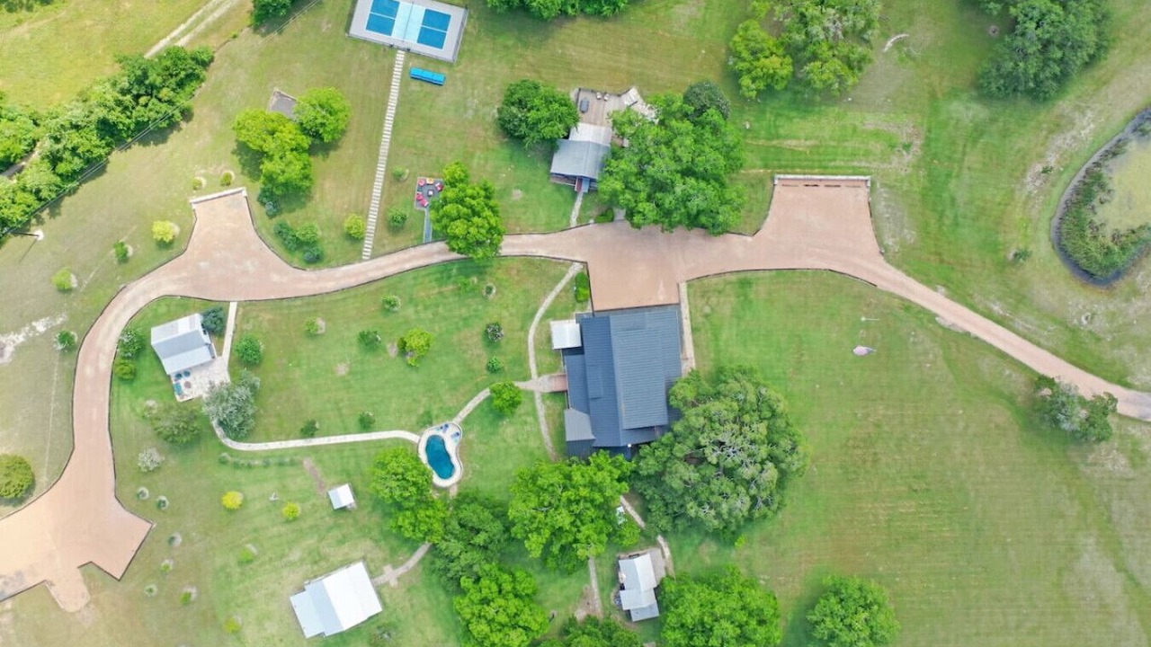 Photo of Outdoor in Round Top