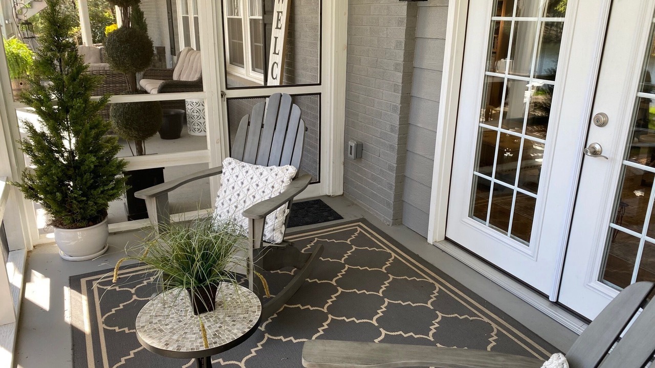 Photo of Patio Balcony in Flat Rock