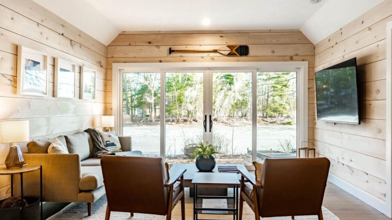 Photo of Livingroom in Thompson's Point