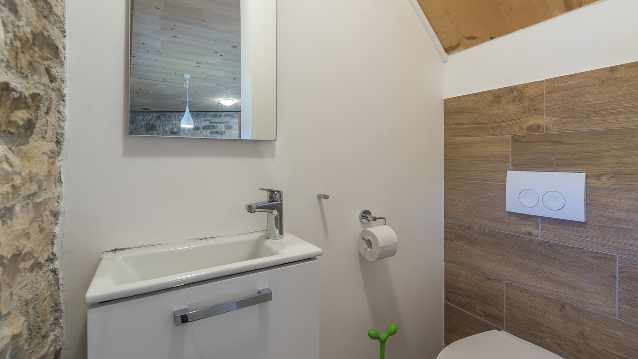 Photo of Bathroom in Groznjan