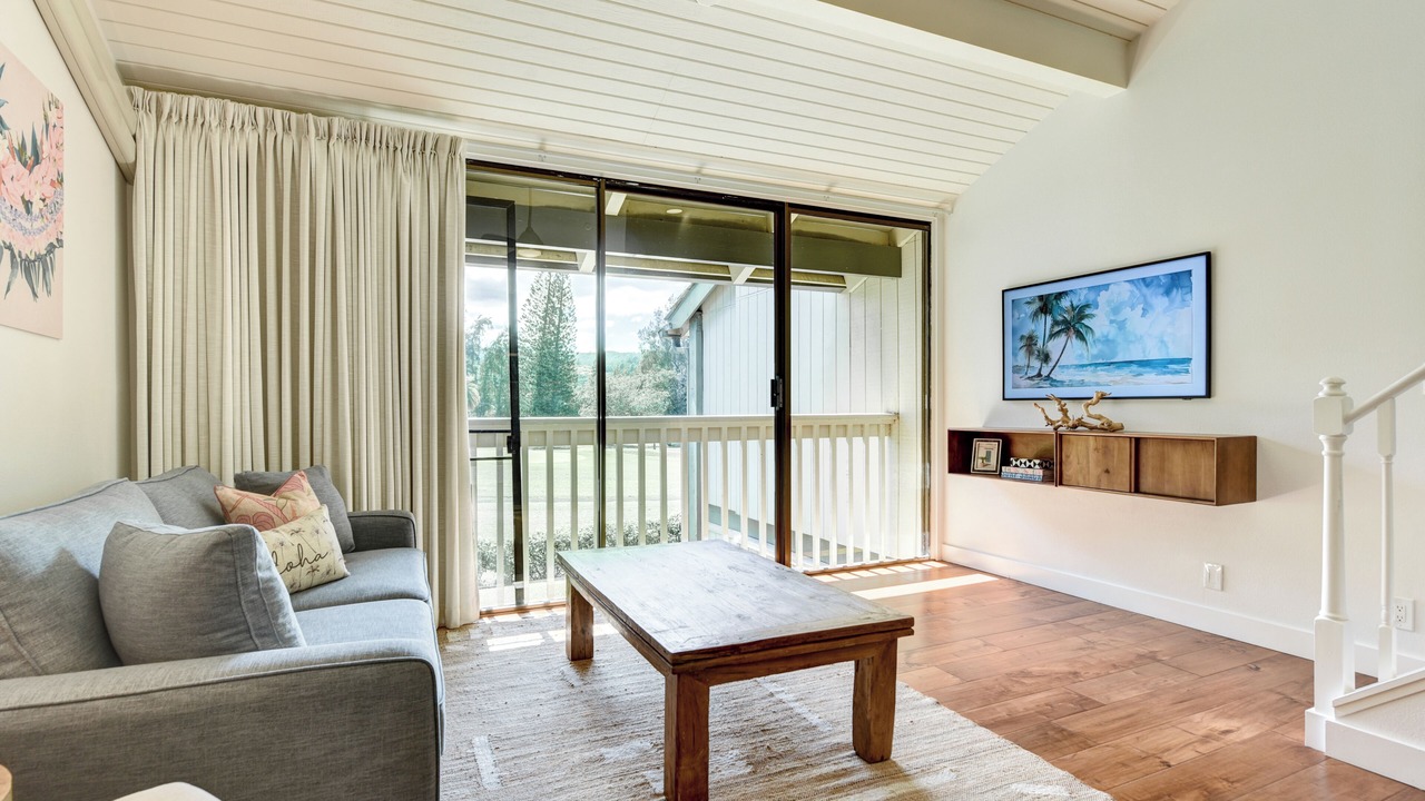 Photo of Livingroom in Kahuku