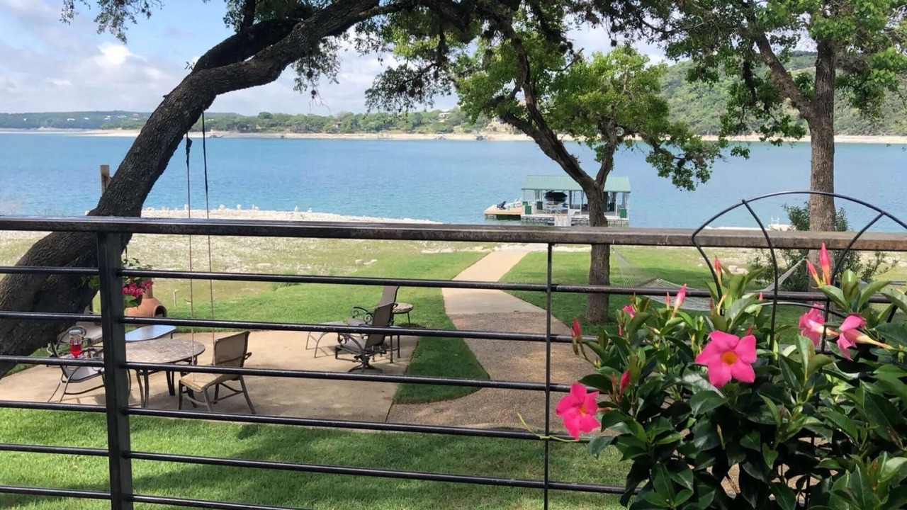 Photo of Outdoor in Lakehills