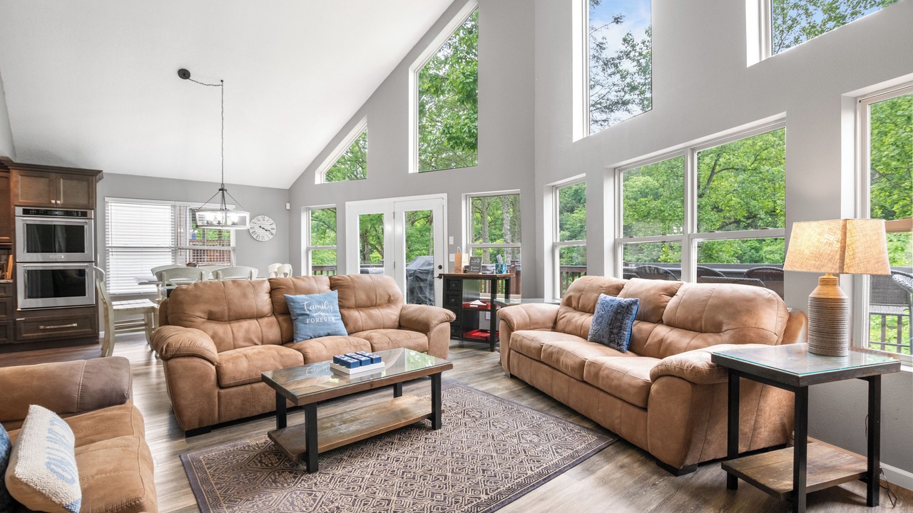 Photo of Bedroom in Lakeside Estates
