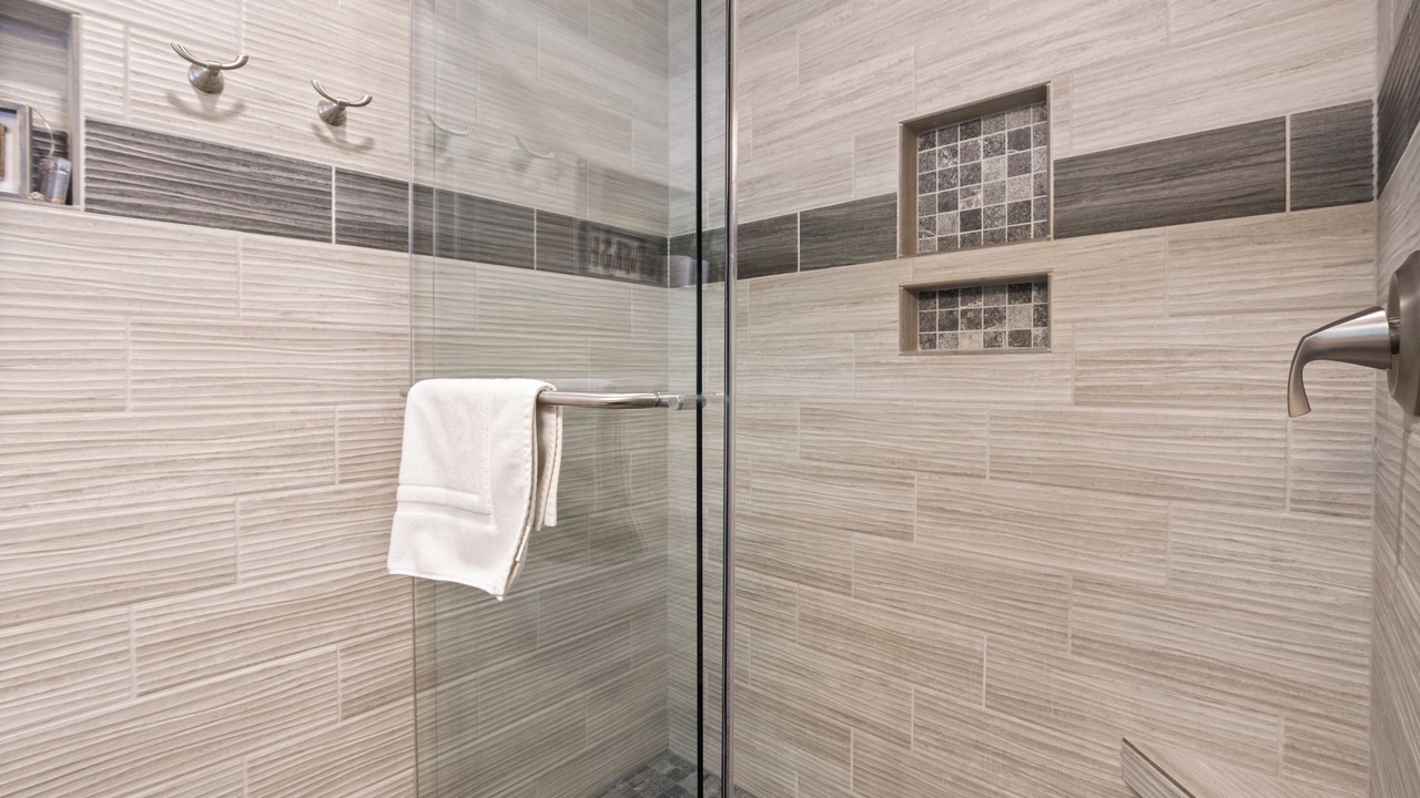 Photo of Bathroom in Lakeside Estates