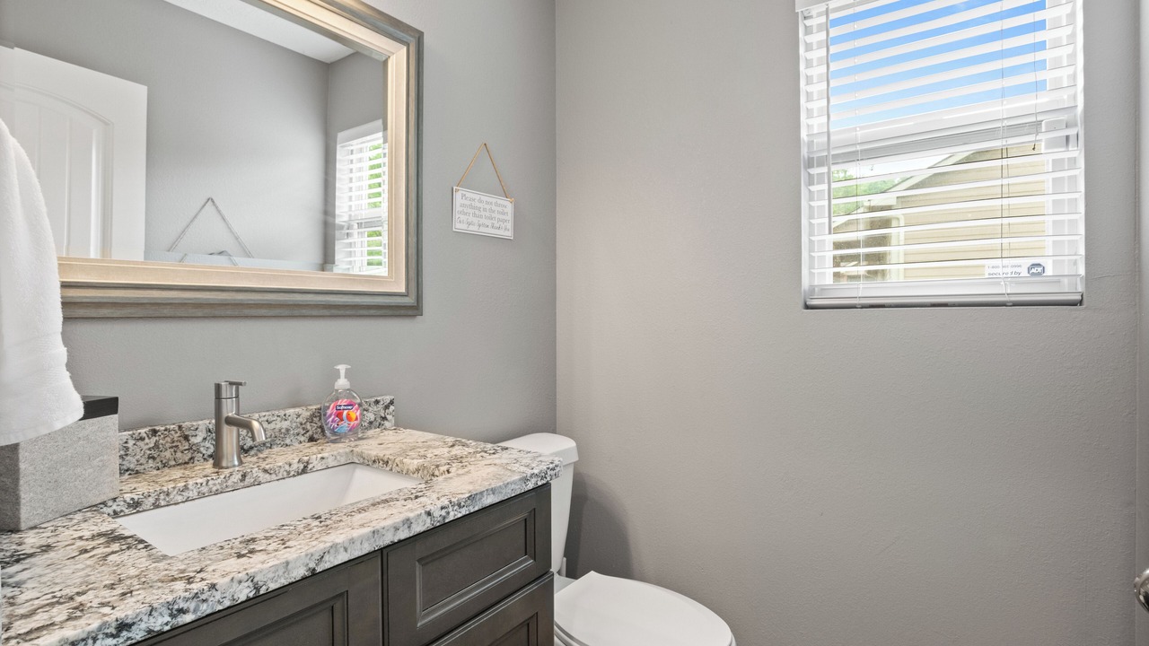 Photo of Bathroom in Lakeside Estates