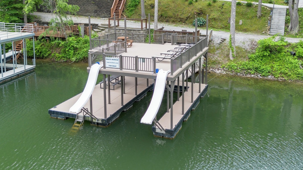 Photo of Outdoor in Lakeside Estates