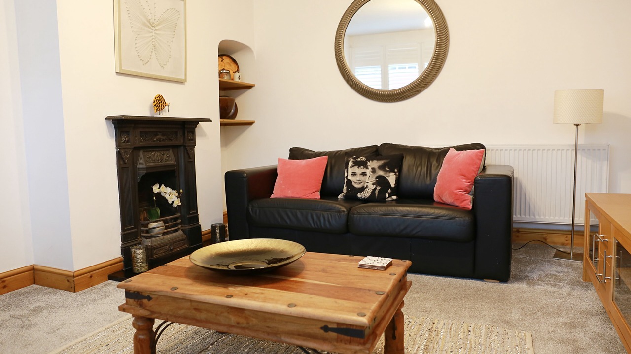 Photo of Livingroom in Chorlton-by-Backford