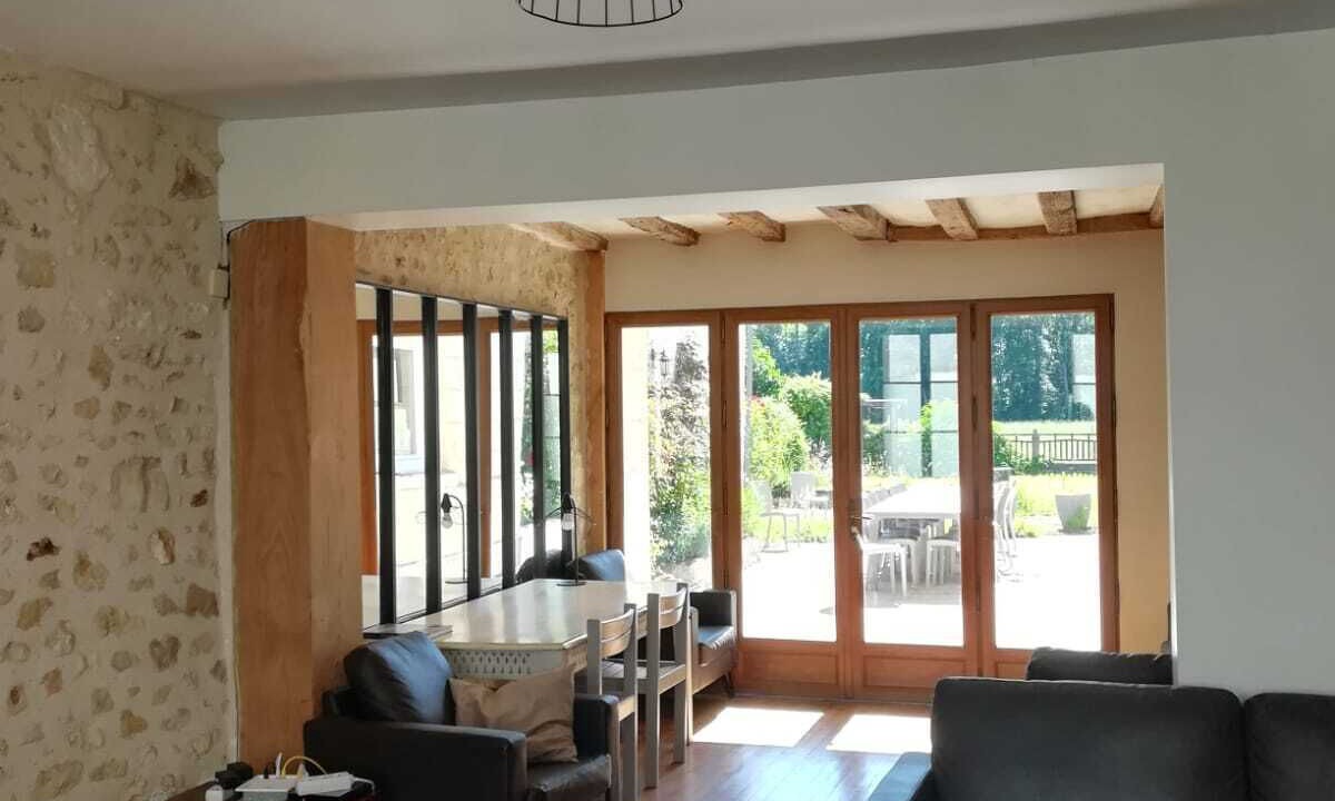 Photo of Livingroom in Cheille