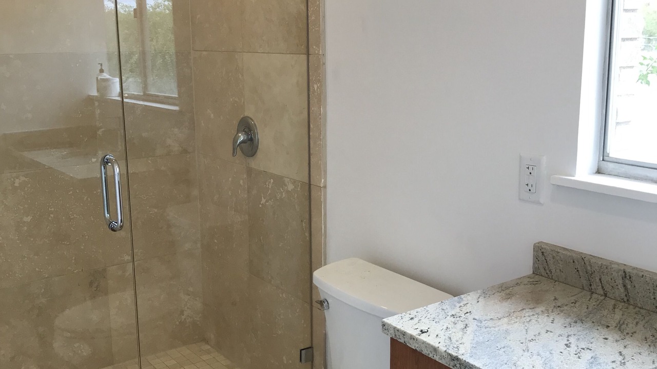 Photo of Bathroom in Manchaca
