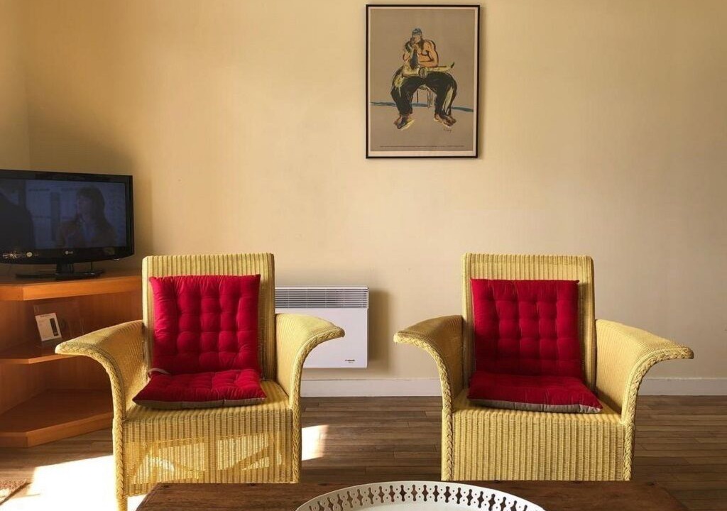 Photo of Livingroom in Saint-Andre-des-Eaux