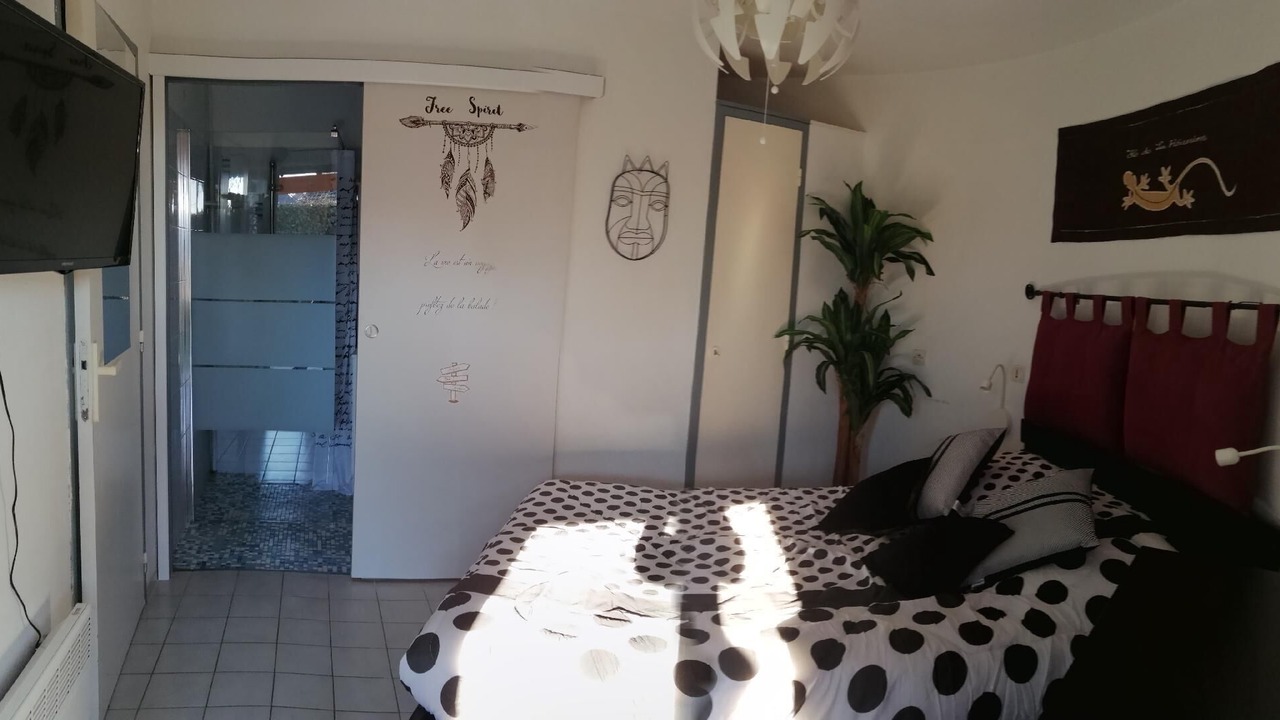 Photo of Bedroom in Coudalere