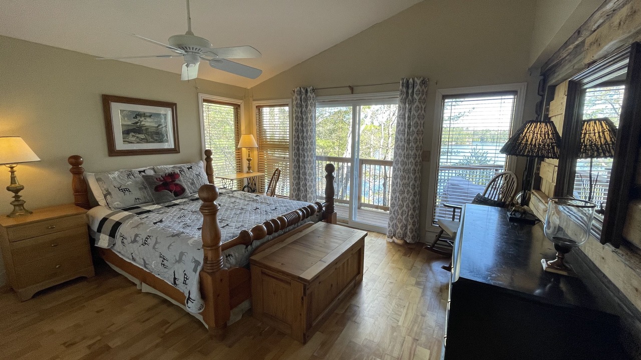 Photo of Bedroom in Algonquin Highlands