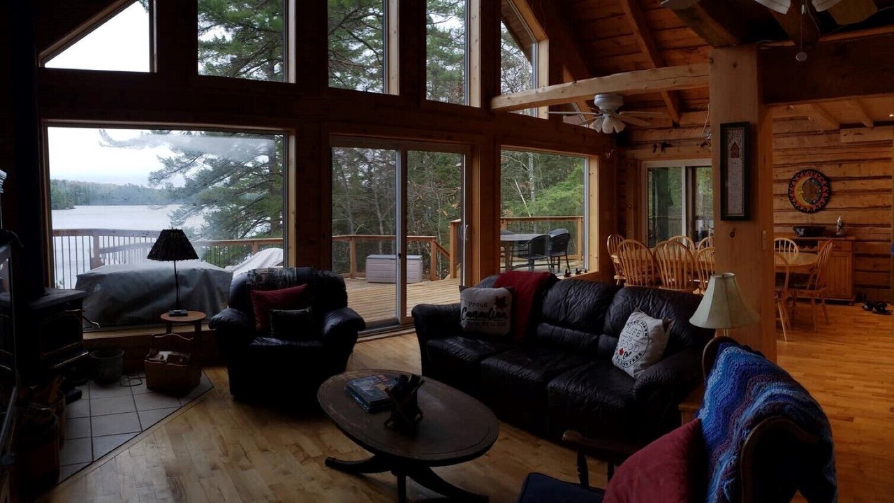 Photo of Outdoor in Algonquin Highlands