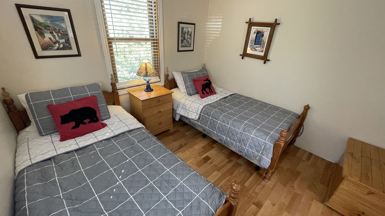 Photo of Bedroom in Algonquin Highlands