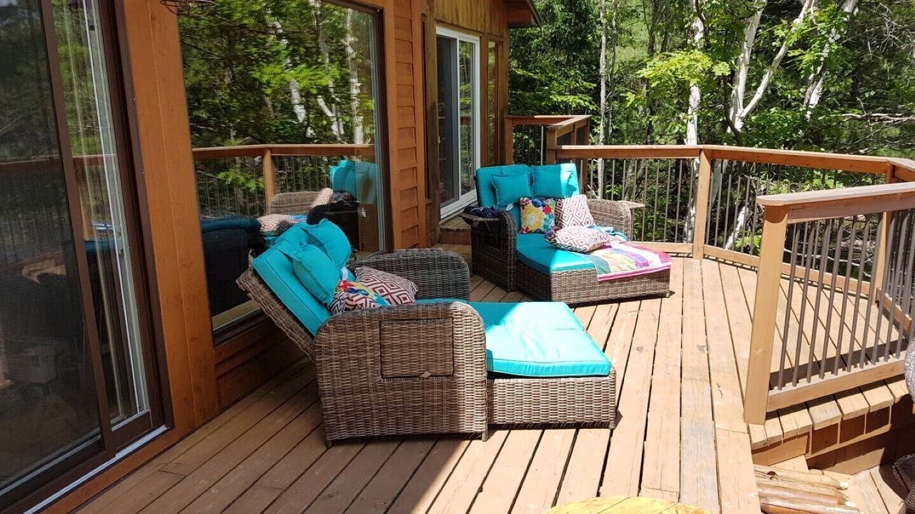Photo of Patio Balcony in Algonquin Highlands