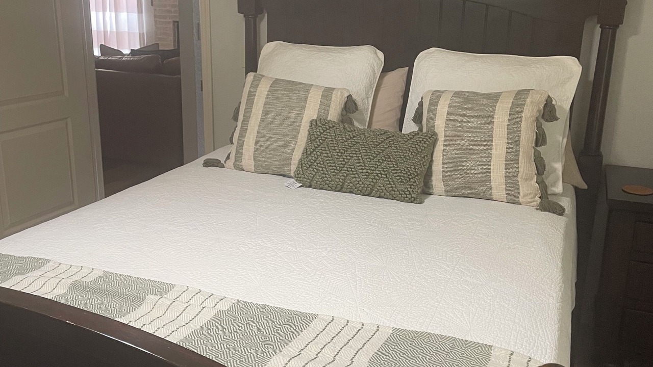 Photo of Bedroom in Sand Springs