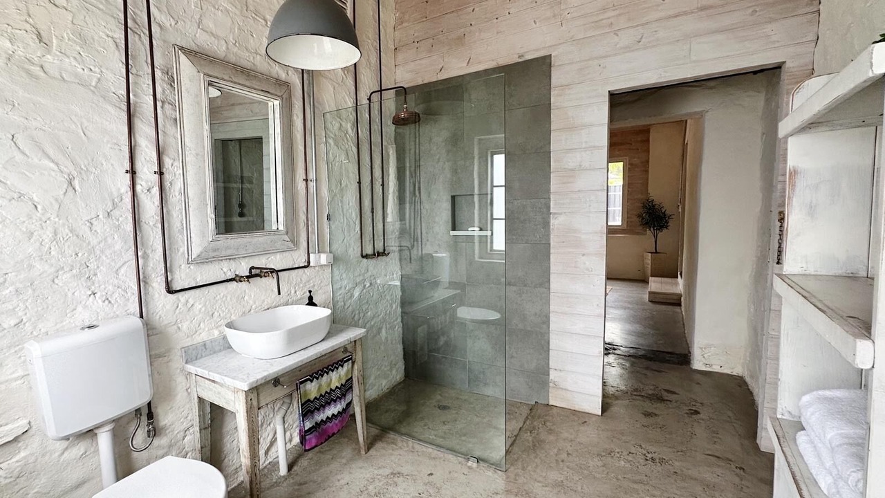 Photo of Bathroom in Burnside