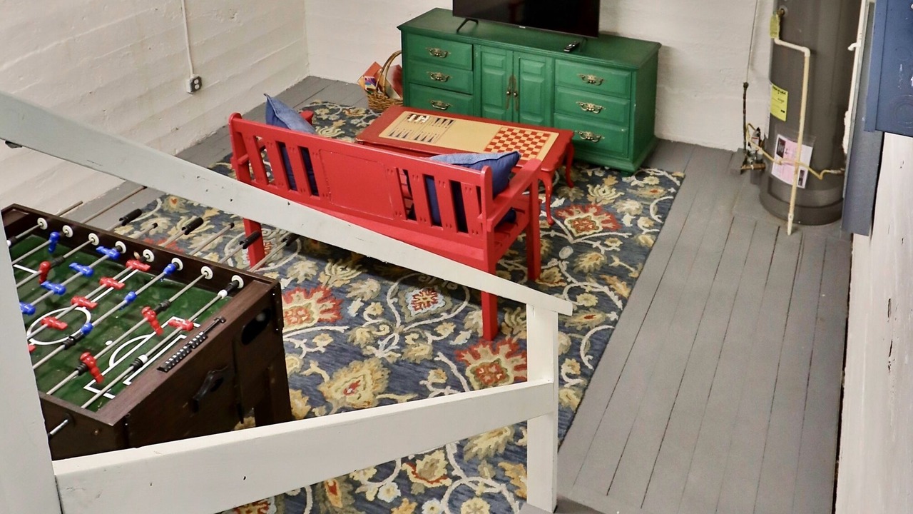 Photo of Bedroom in Sayles Blvd. Area