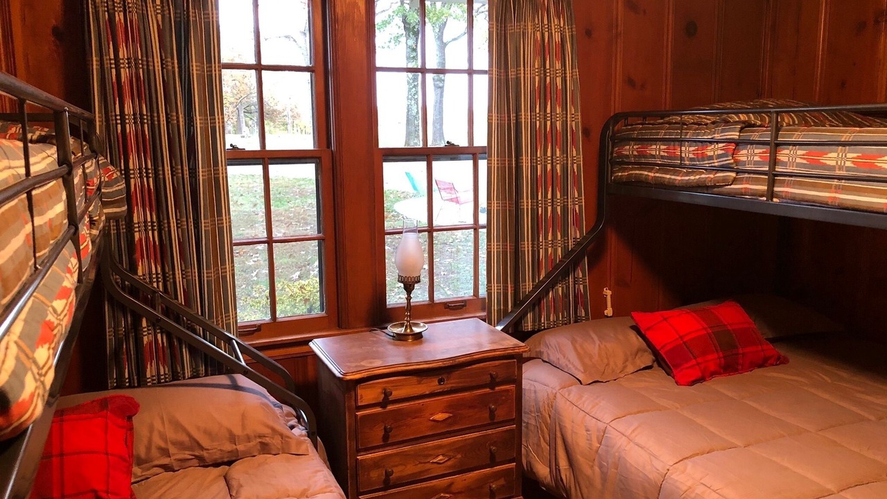 Photo of Bedroom in Vinita