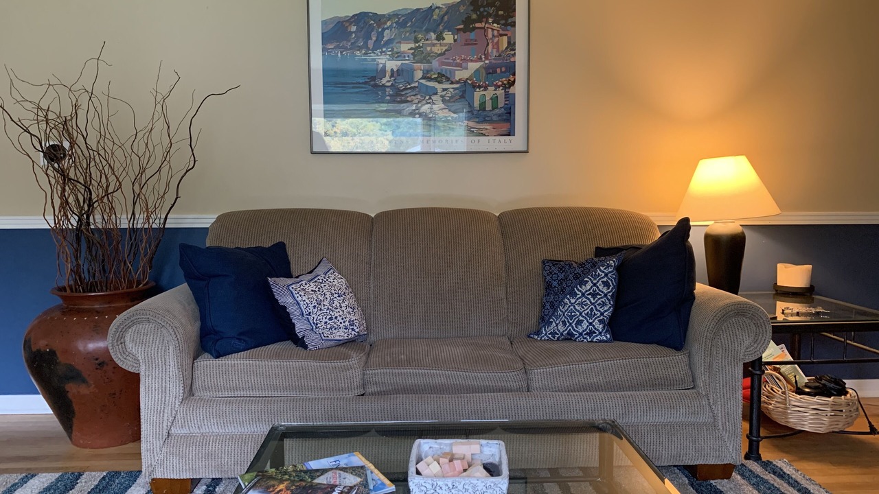 Photo of Livingroom in Cayuga Heights