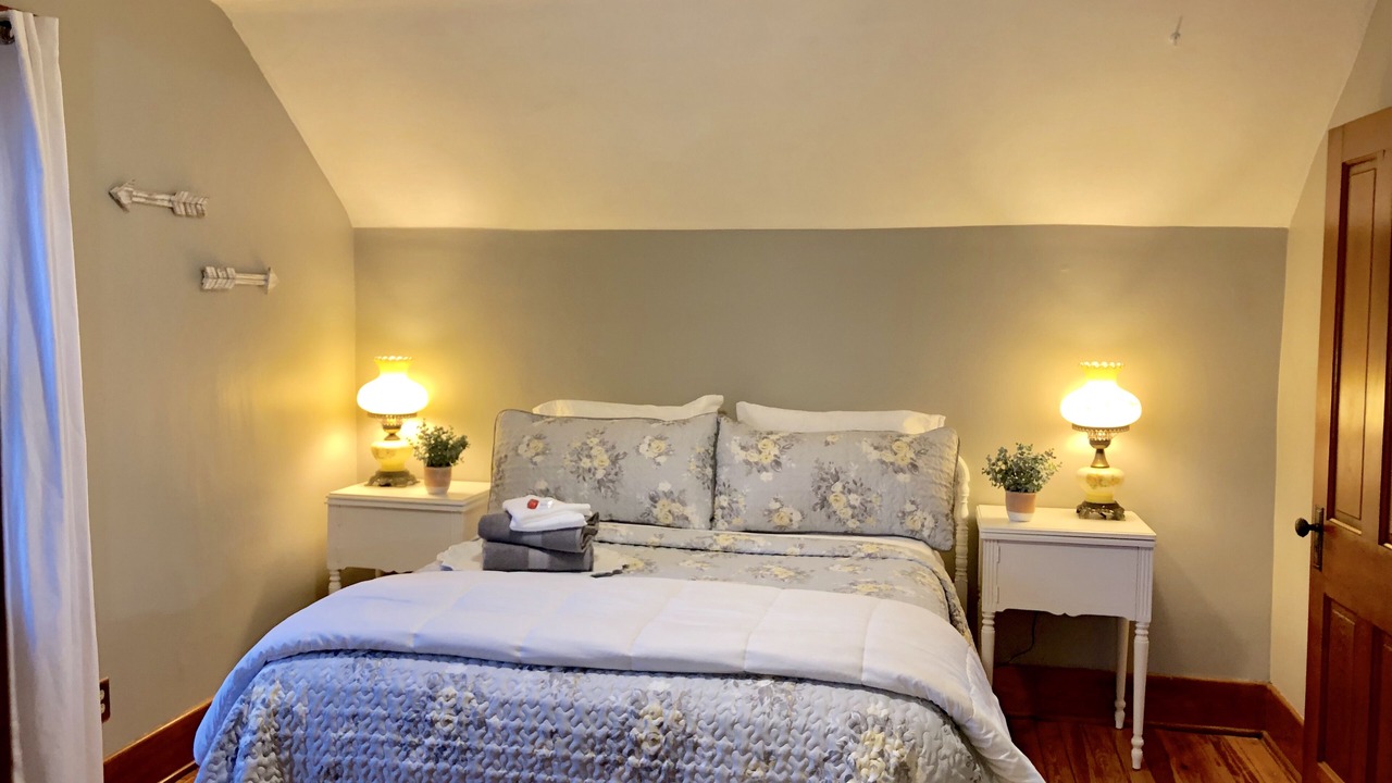Photo of Bedroom in Baroda