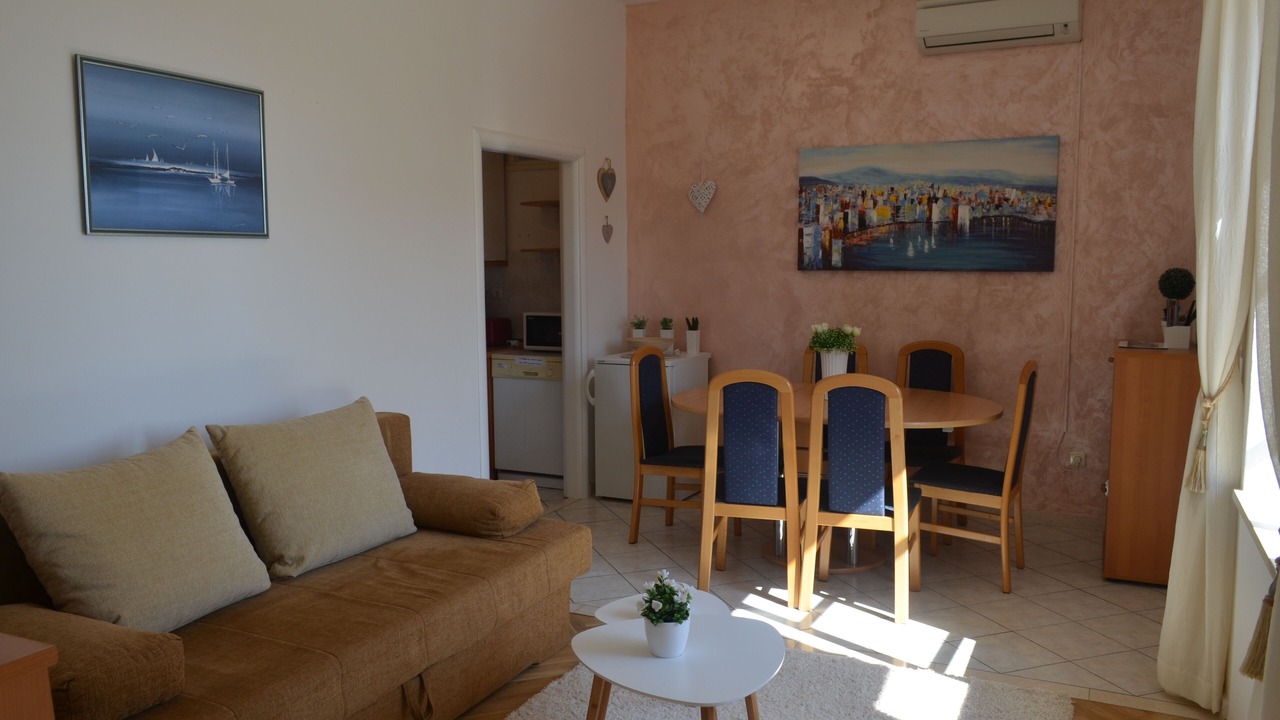 Photo of Bedroom in Gornji Kono
