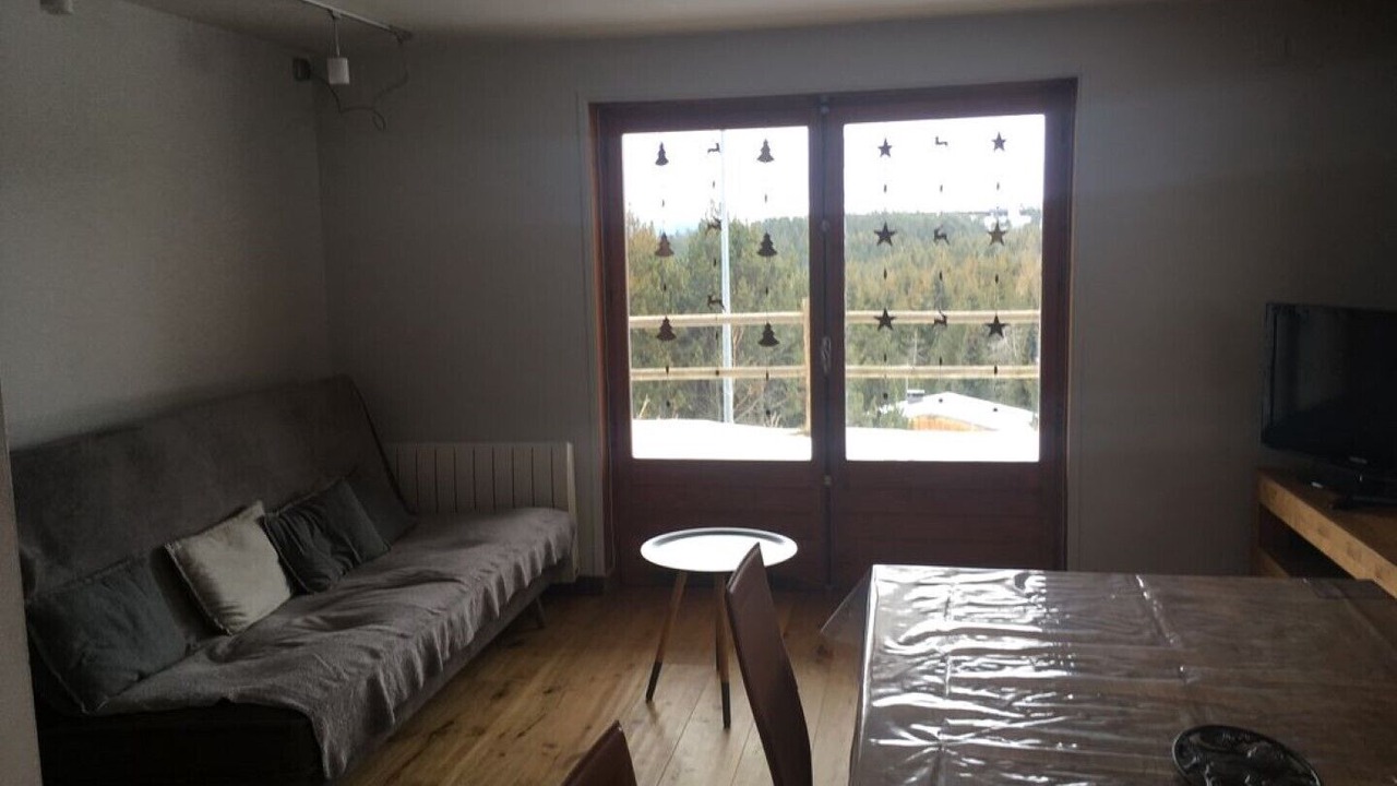 Photo of Livingroom in Pyrenees 2000