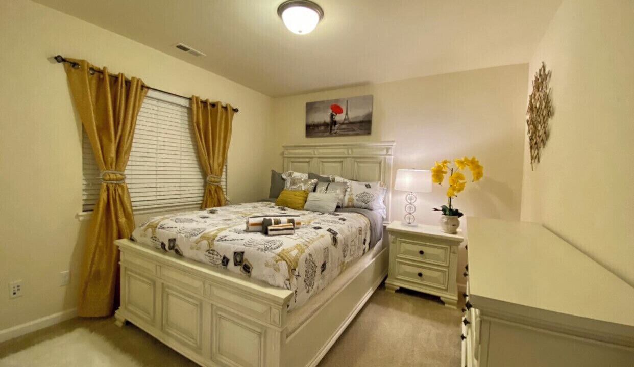 Photo of Bedroom in Martha Lake