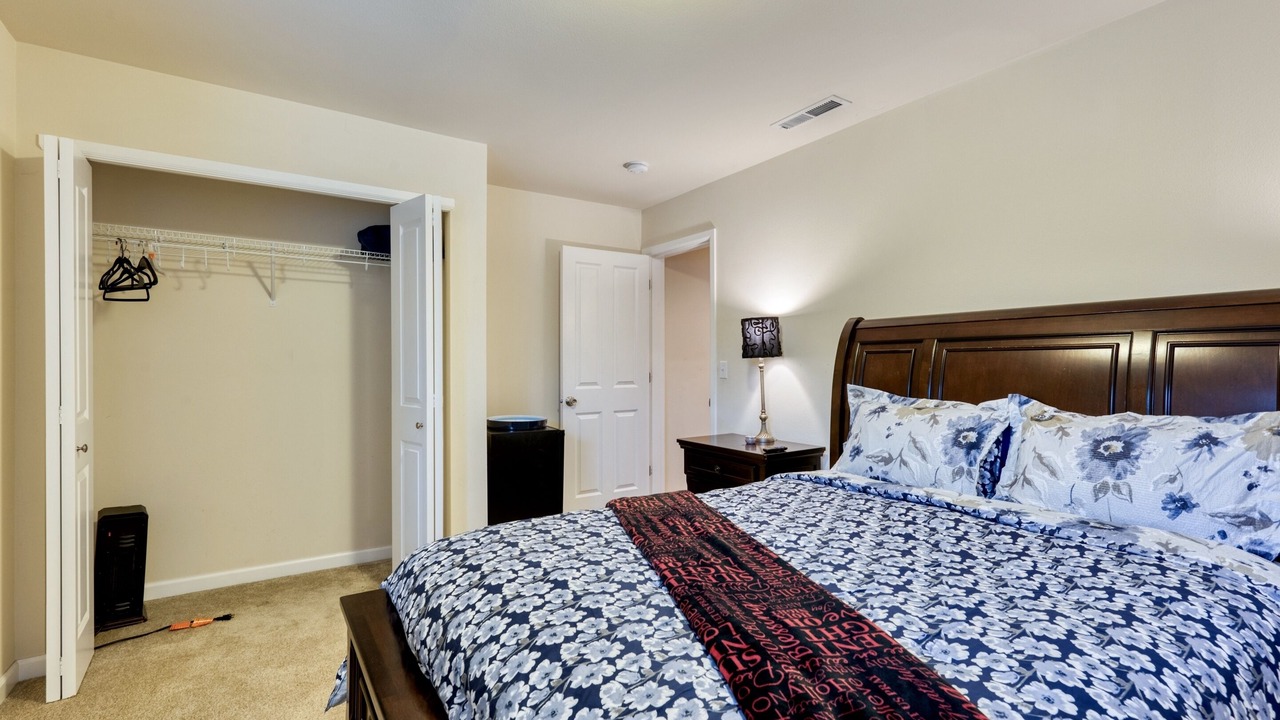 Photo of Bedroom in Martha Lake