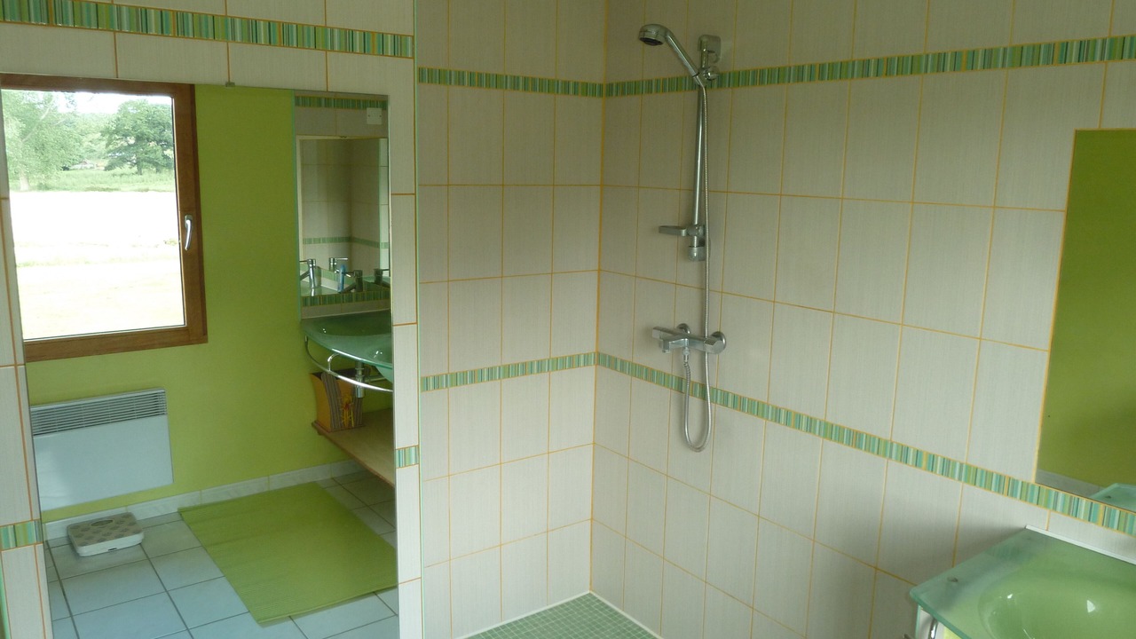 Photo of Bathroom in Langoat