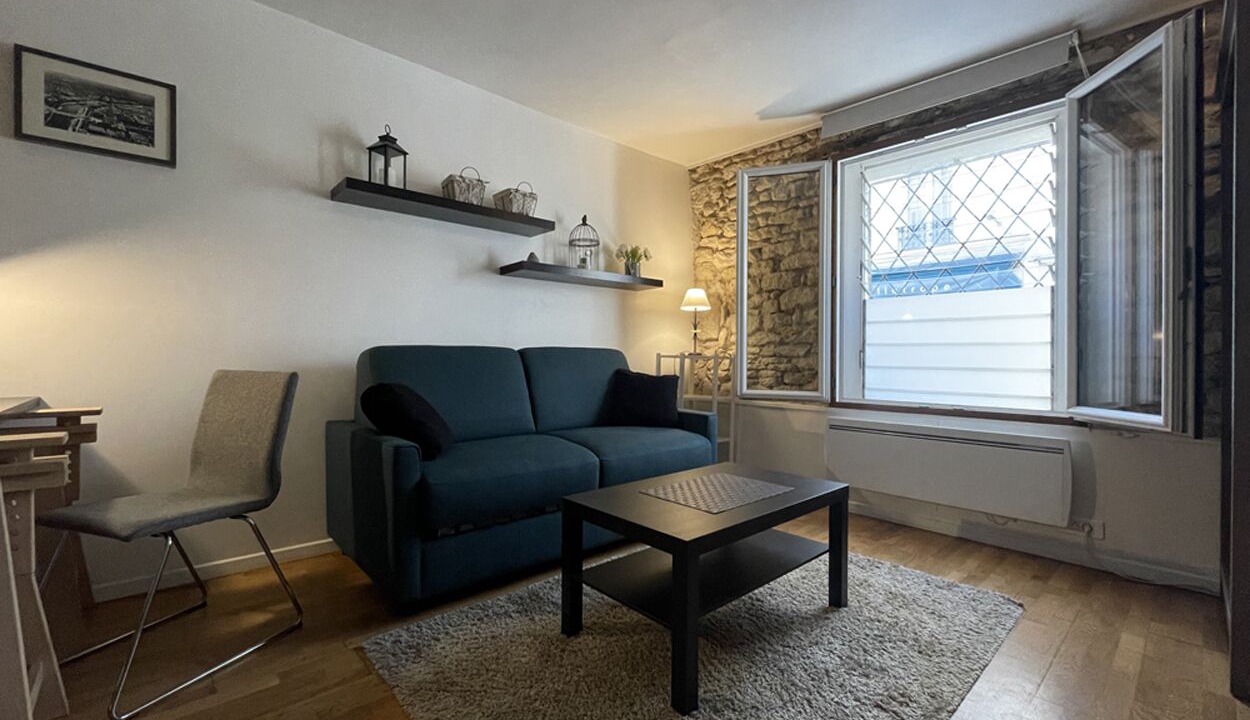 Photo of Livingroom in Butte-aux-Cailles
