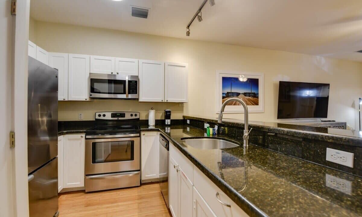 Photo of Others in Historic Seaport