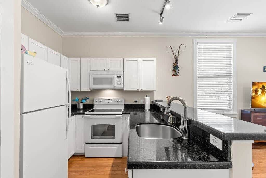 Photo of Others in Historic Seaport