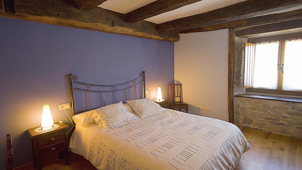 Photo of Bedroom in Larraun