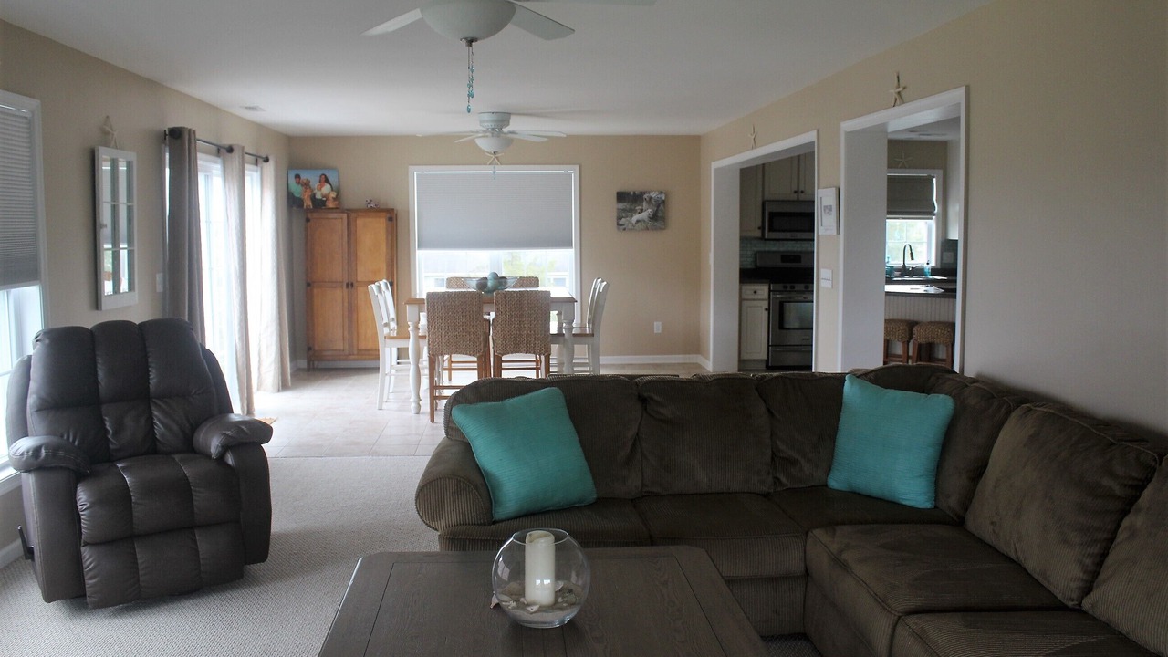 Photo of Livingroom in Broadkill Beach