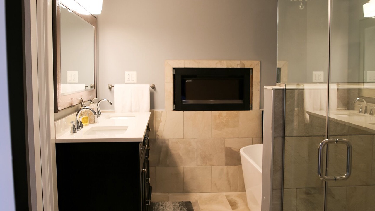 Photo of Bathroom in Washington