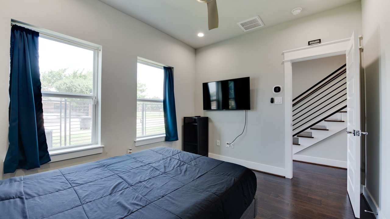 Photo of Bedroom in Astrodome