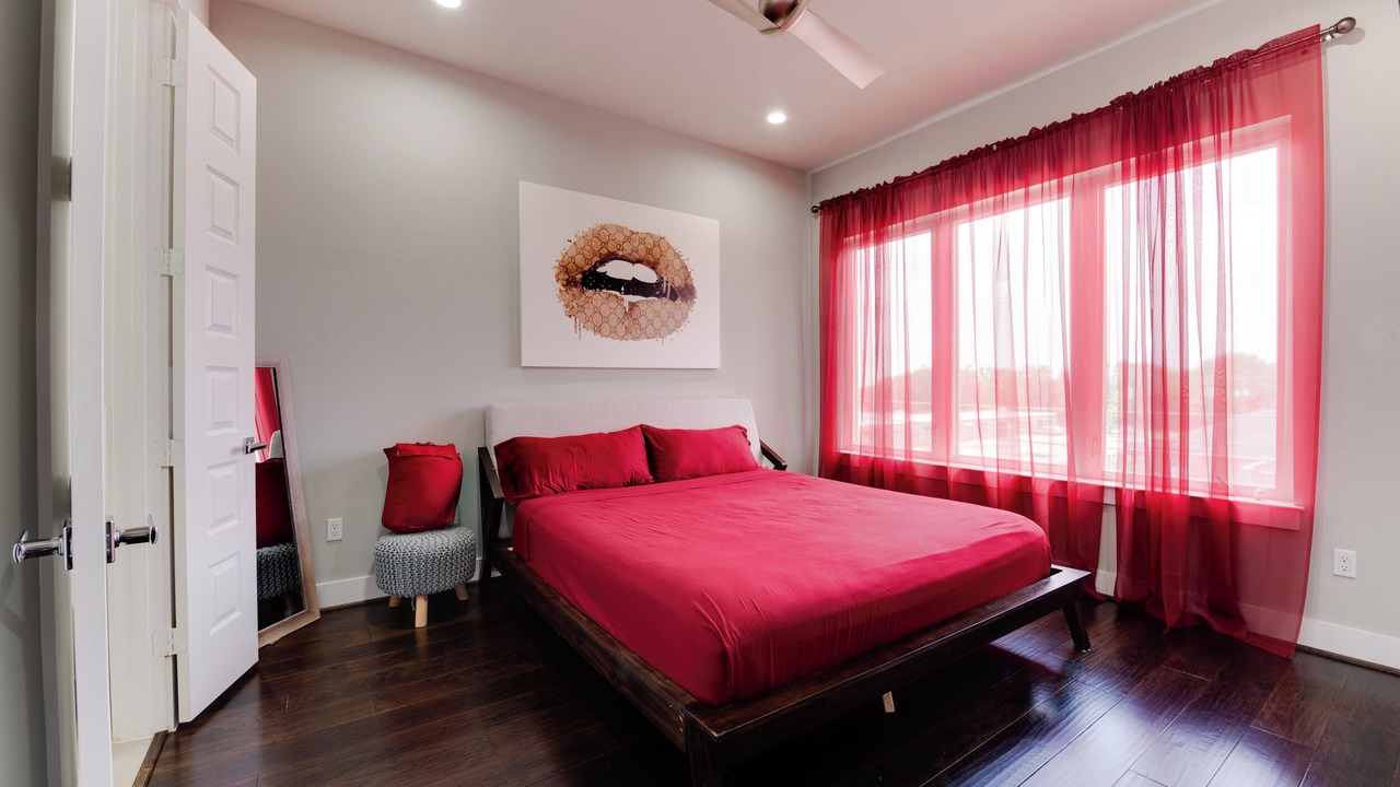 Photo of Bedroom in Astrodome