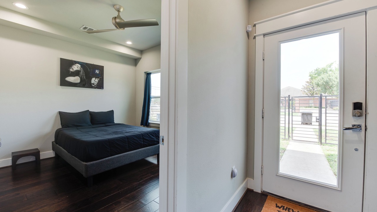 Photo of Bedroom in Astrodome