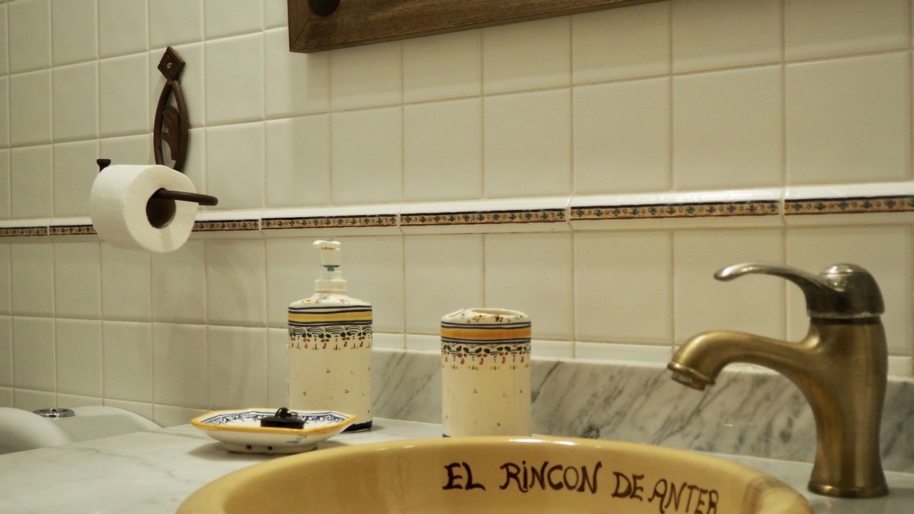 Photo of Bathroom in Higuera de las Duenas