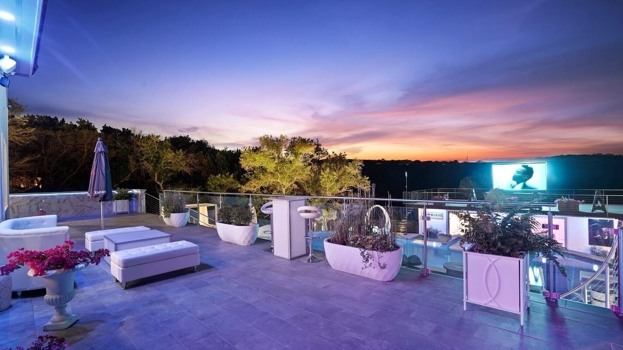 Photo of Patio Balcony in Long Canyon