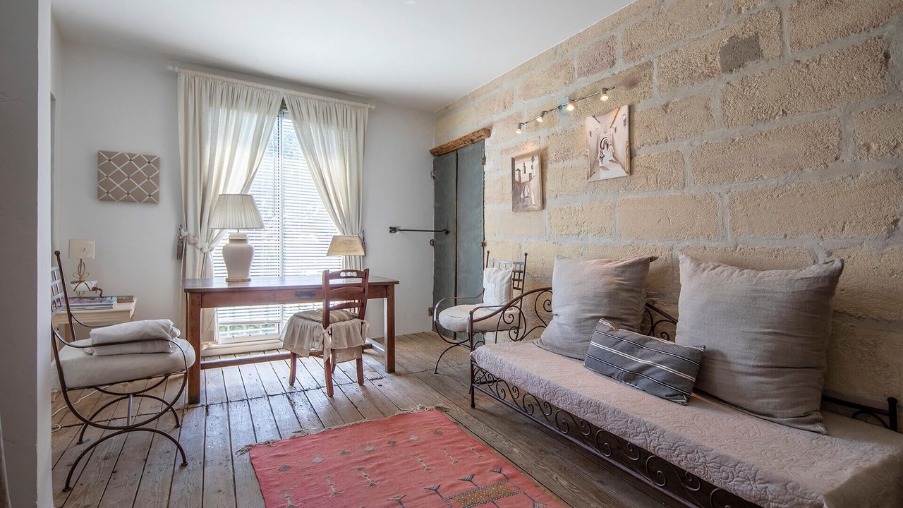 Photo of Others in Maillane