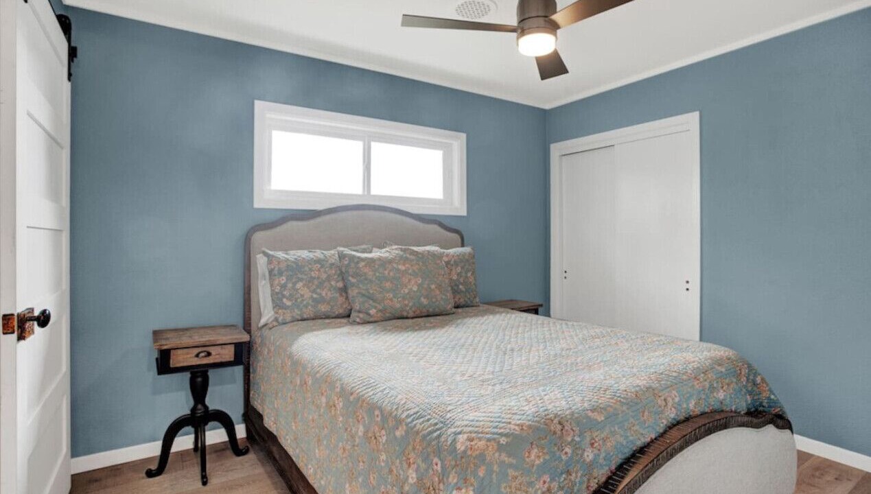 Photo of Bedroom in Albert