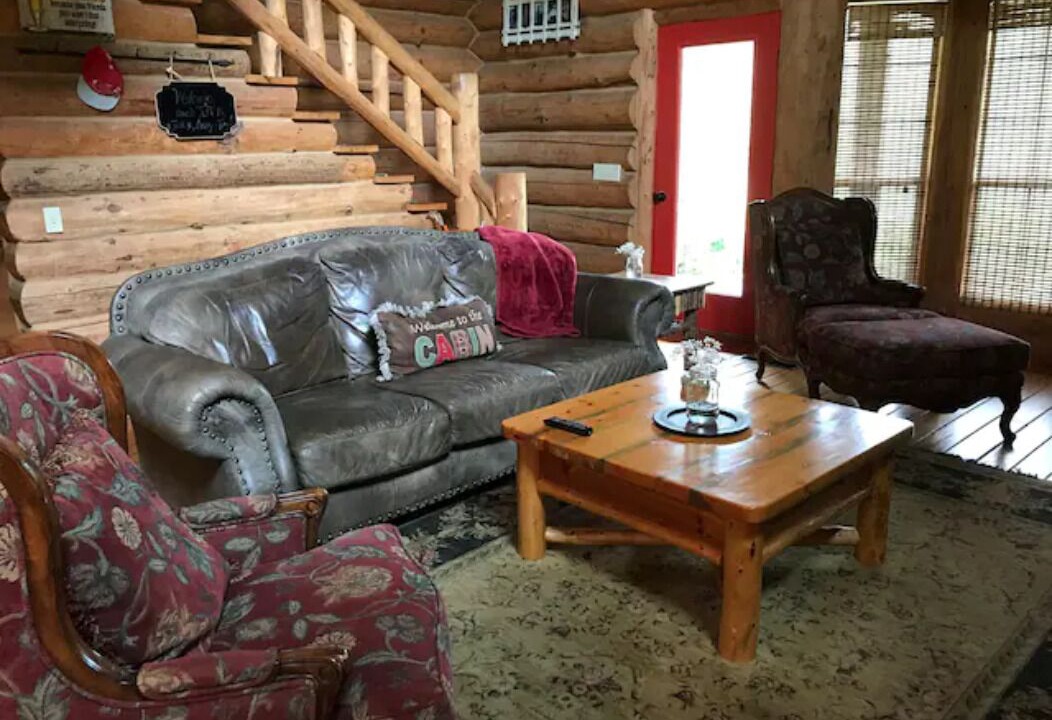 Photo of Livingroom in Hulbert