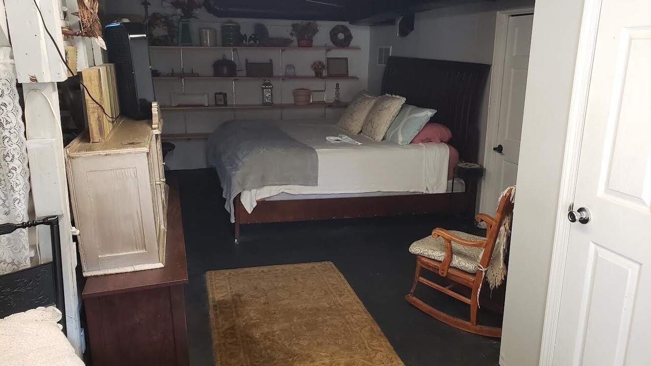 Photo of Bedroom in Ashland