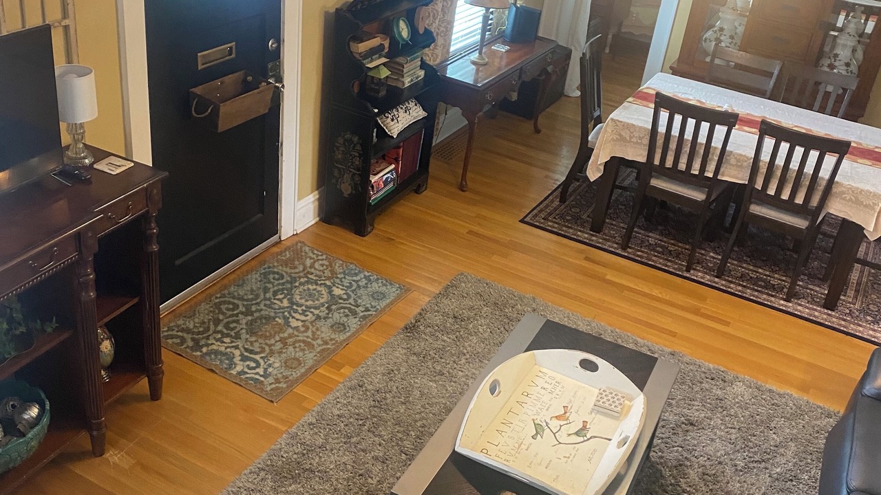 Photo of Livingroom in Ashland