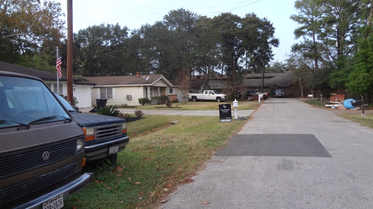 Photo of Outdoor in Spring Branch West